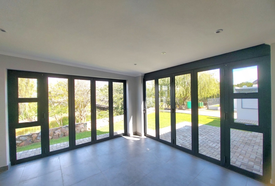 2 Bedroom Property for Sale in Meerhof North West